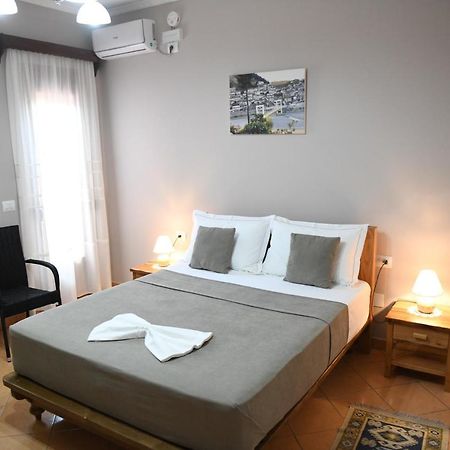 Guesthouse Leo ベラト エクステリア 写真