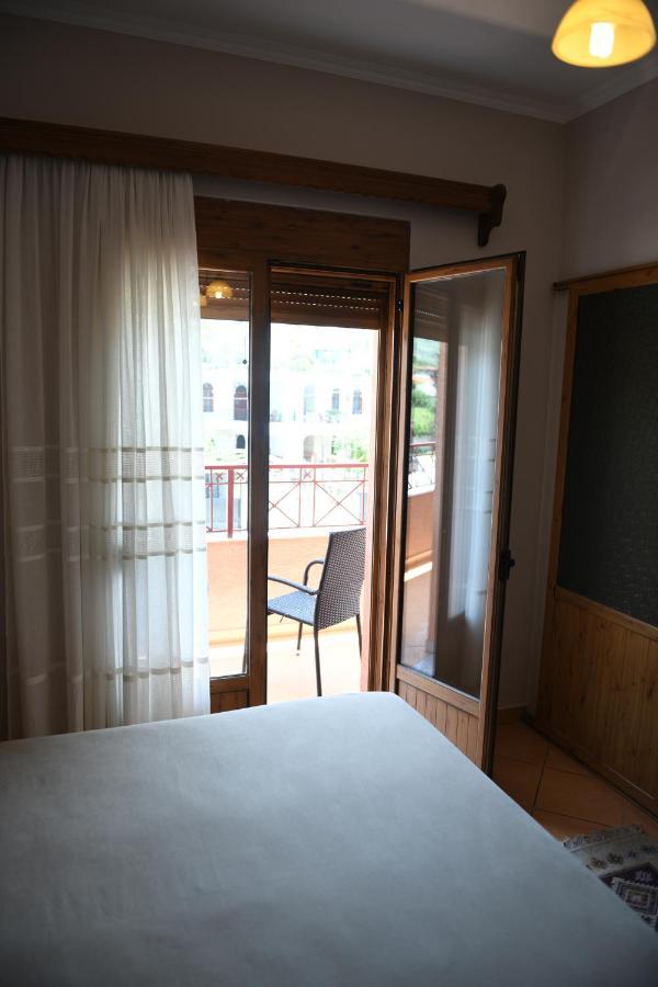 Guesthouse Leo ベラト エクステリア 写真