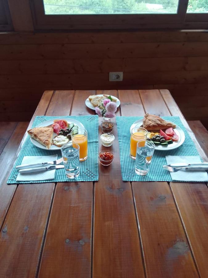 Guesthouse Leo ベラト エクステリア 写真