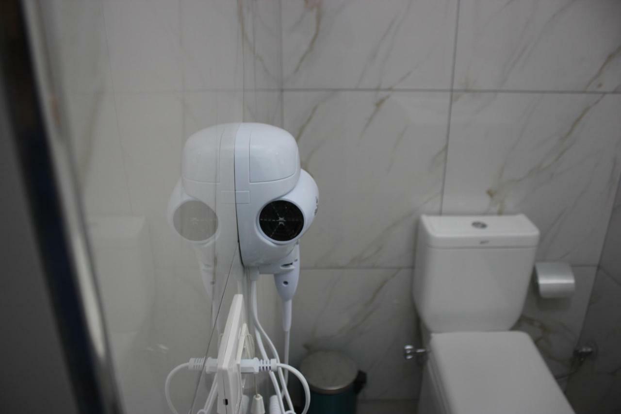 Guesthouse Leo ベラト エクステリア 写真